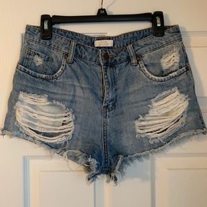 Sun & Shadow distressed cut off shorts size 28